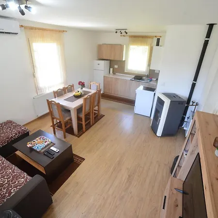 Sarganska Idila Vikendica